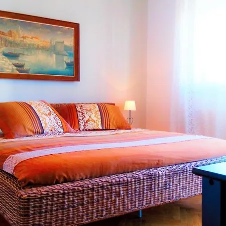 Appartement Dora *